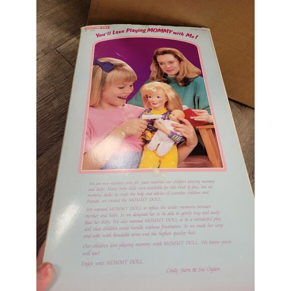 Vintage 1990 The Original Mommy Doll Tootsietoy 19" baby & accessories Blonde - Picture 8 of 10
